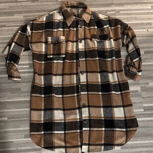 Trendy Boutique Brown Plaid Button Down Shirt